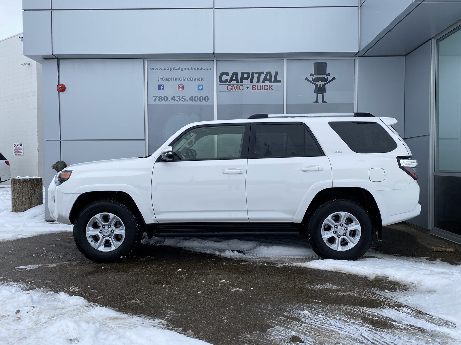 Certified Pre-Owned 2019 Toyota 4Runner SR5 4WD LEATHER SUNROOF NAV ...