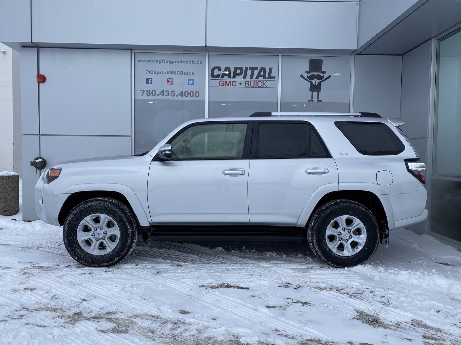 Certified Pre-Owned 2019 Toyota 4Runner SR5 4WD LEATHER SUNROOF NAV ...